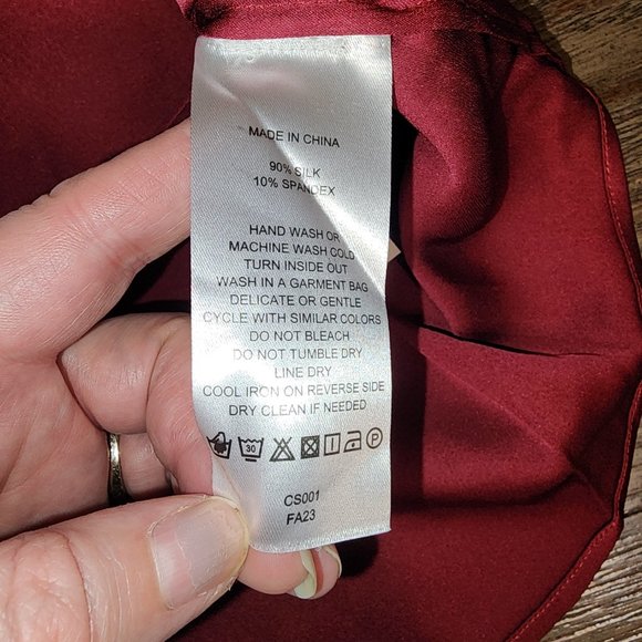 Quince Washable Stretch Silk Notch Collar Blouse NWT Burgundy XL - Picture 6 of 7